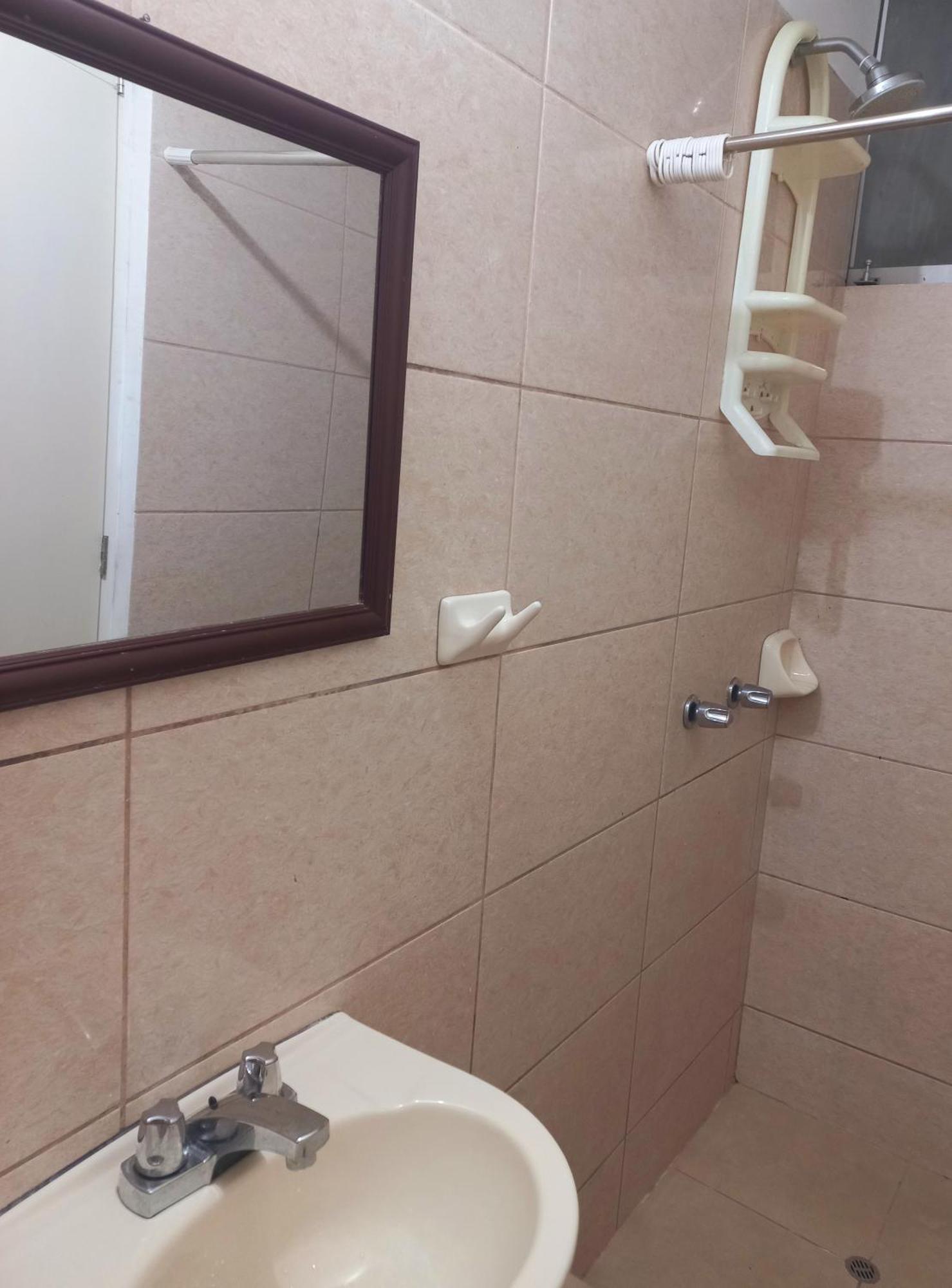 Alquiler De Habitacion Para Senoritas * Lima